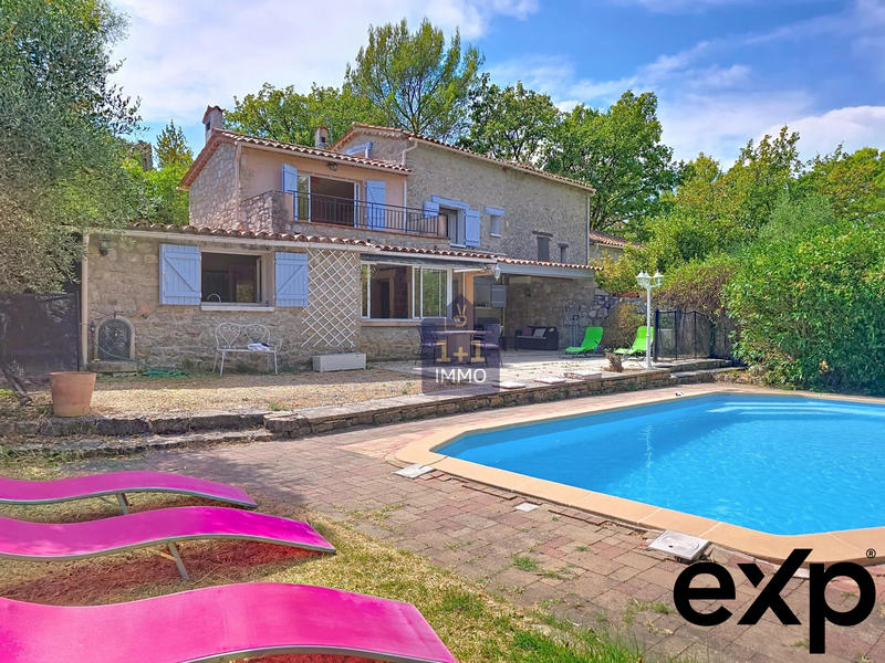 Maison - 100 m² - 5 pièces