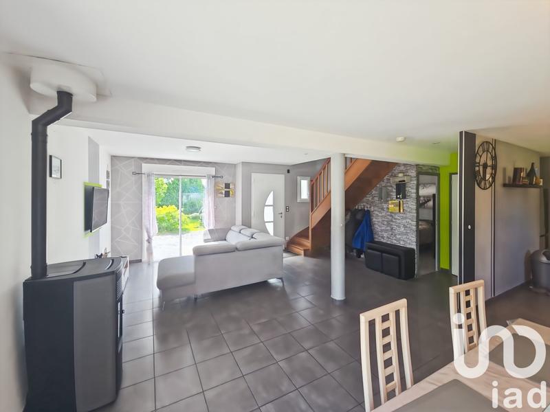 Maison - 95 m² - 5 pièces