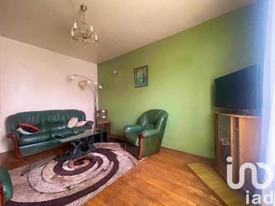 Maison - 97 m² - 5 pièces