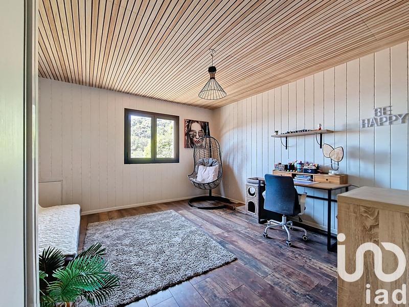 Maison - 183 m² - 7 pièces