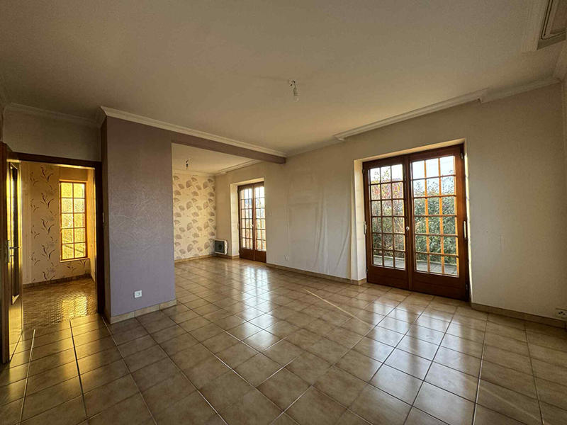 Maison - 122 m² - 6 pièces