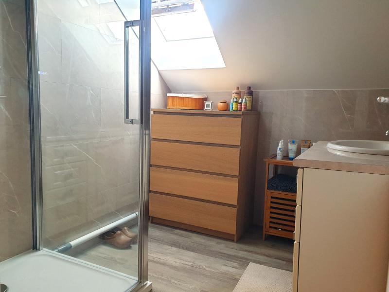 Maison - 260 m² - 10 pièces