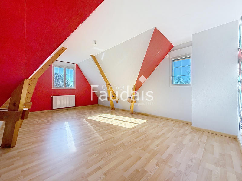 Maison - 140 m² - 7 pièces