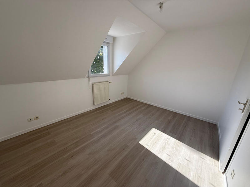 Maison - 60 m² - 4 pièces
