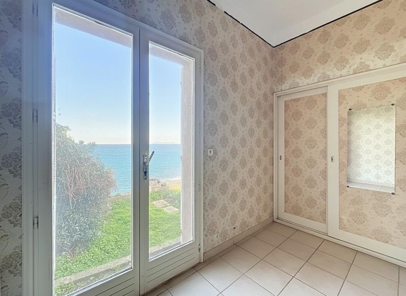 Propriété - 235 m² - 12 pièces