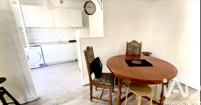 Maison - 300 m² - 5 pièces