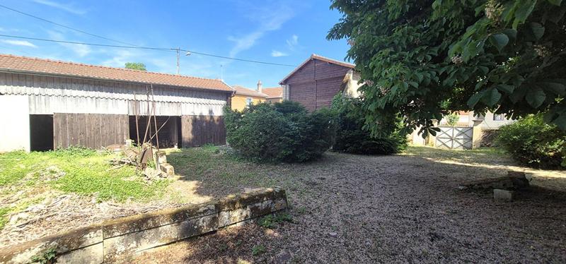 Maison - 396 m² - 16 pièces