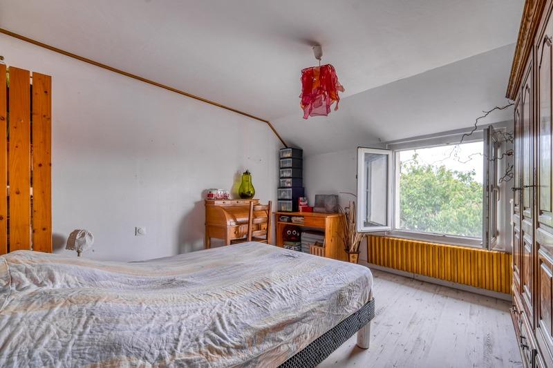 Maison - 261 m² - 10 pièces