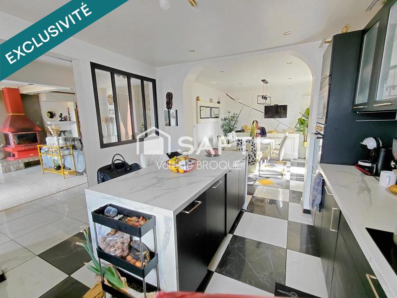 Maison - 200 m² - 10 pièces