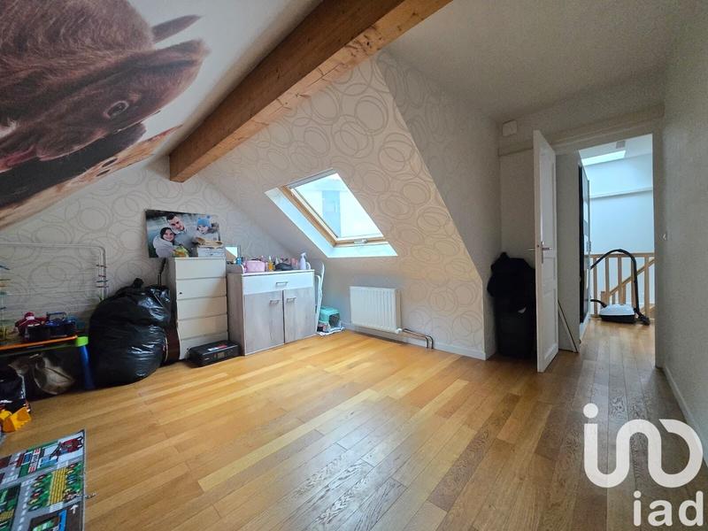 Maison - 97 m² - 5 pièces