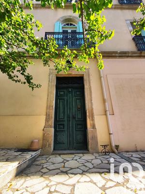 Maison de ville - 285 m² - 9 pièces