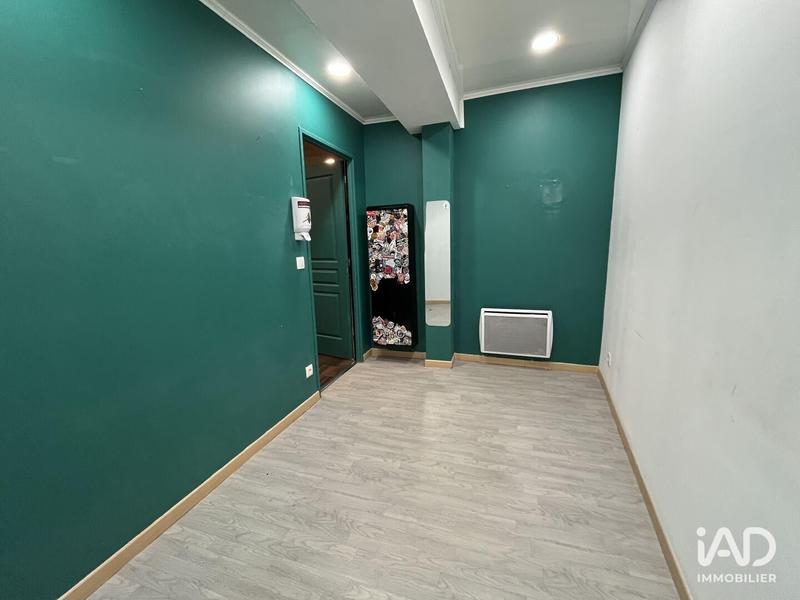 Local commercial - 252 m² - 7 pièces