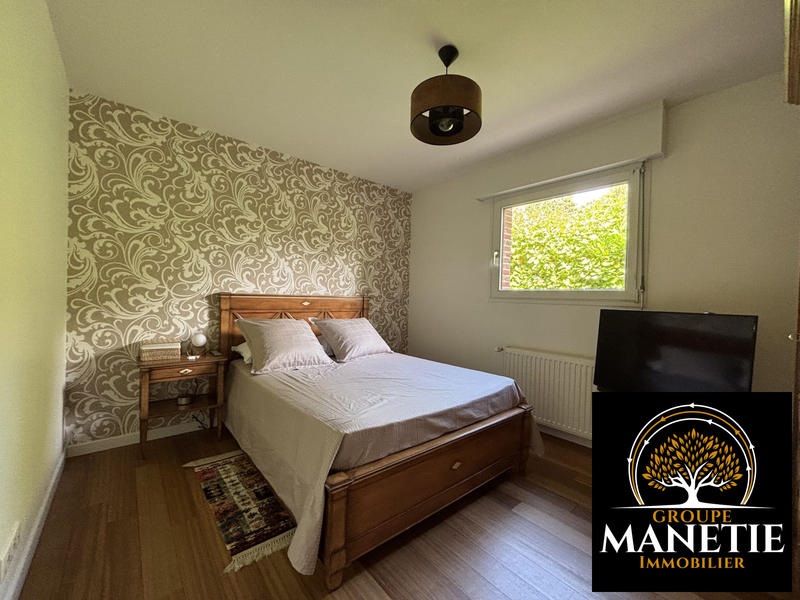 Maison - 210 m² - 7 pièces