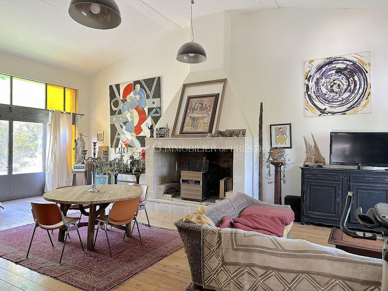 Maison - 228 m² - 5 pièces