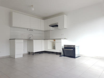 Appartement - 84 m² - 4 pièces