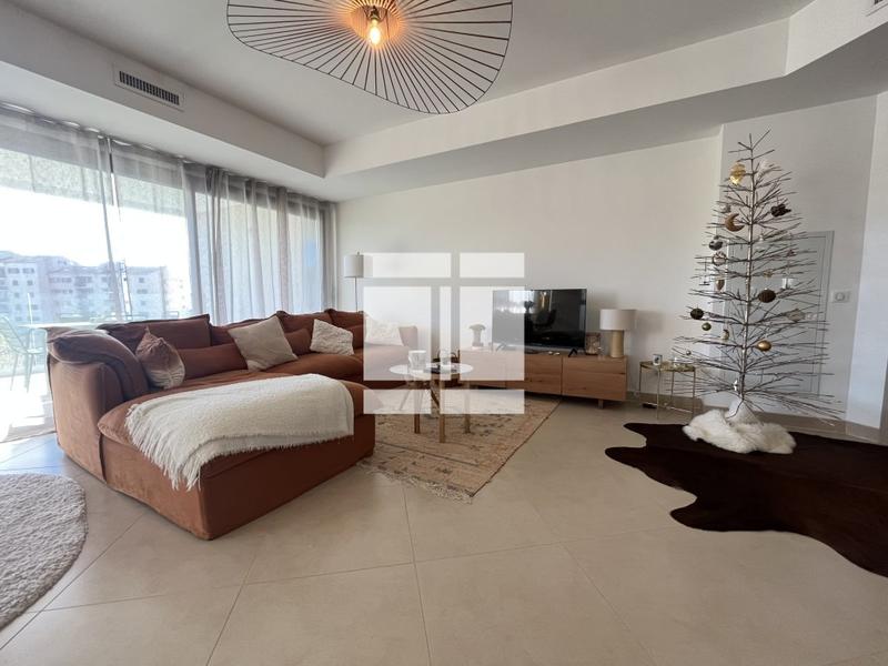 Appartement - 109 m² - 4 pièces