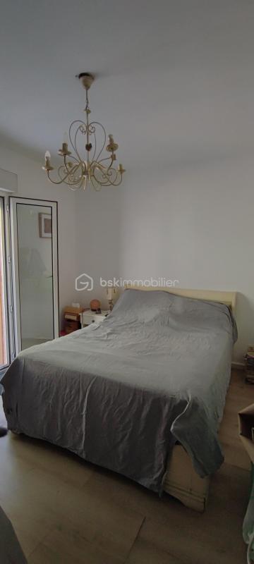 Immeuble - 65 m² - 3 pièces