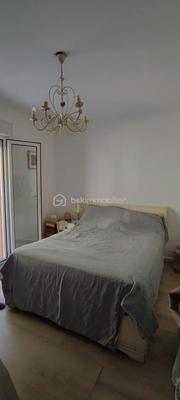 Immeuble - 65 m² - 3 pièces