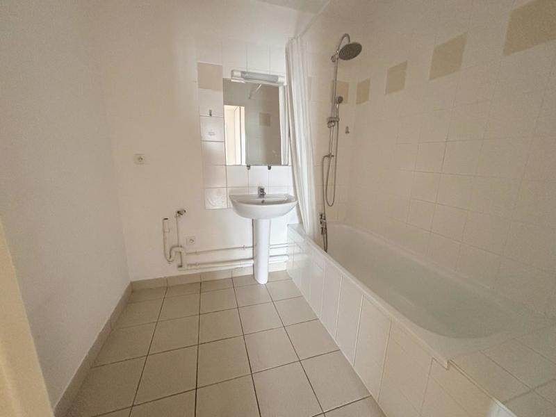 Appartement - 92 m² - 4 pièces