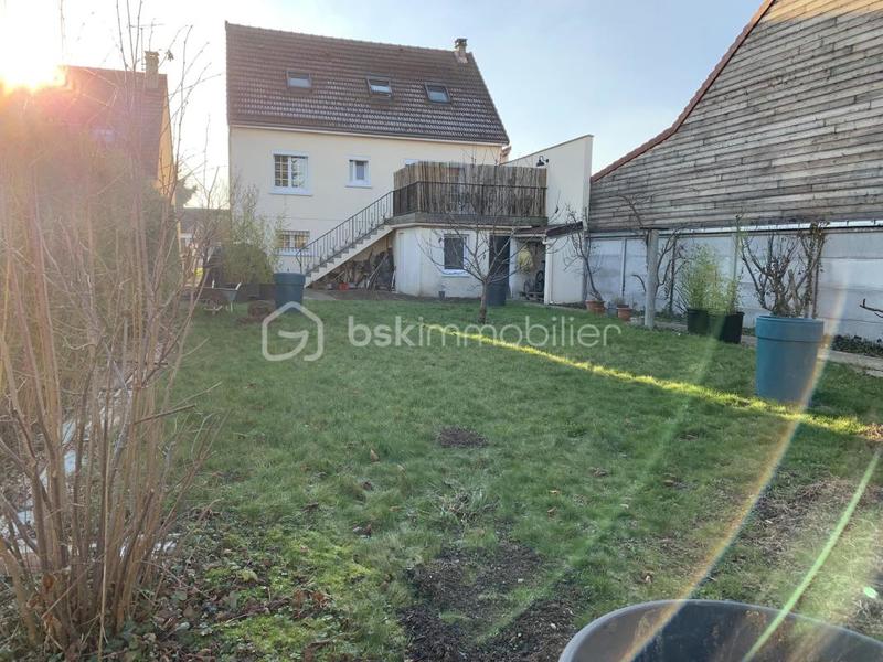 Pavillon - 175 m² - 9 pièces