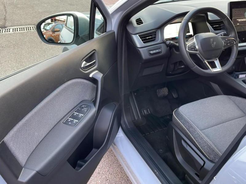 Renault Captur E-Tech full hybrid 160 ch Techno