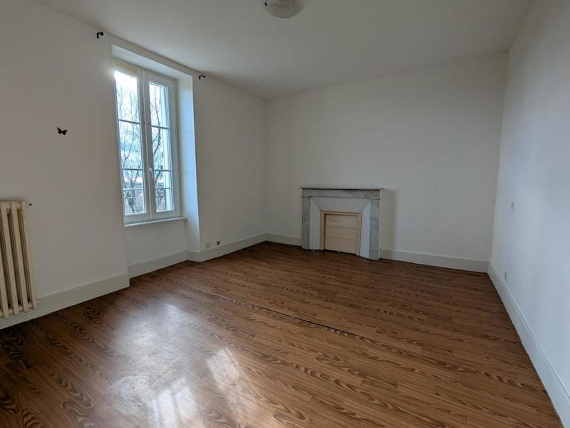 Maison de maîtres - 175 m² - 8 pièces