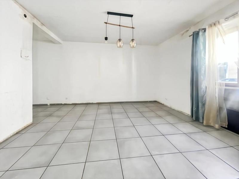 Maison - 102 m² - 5 pièces