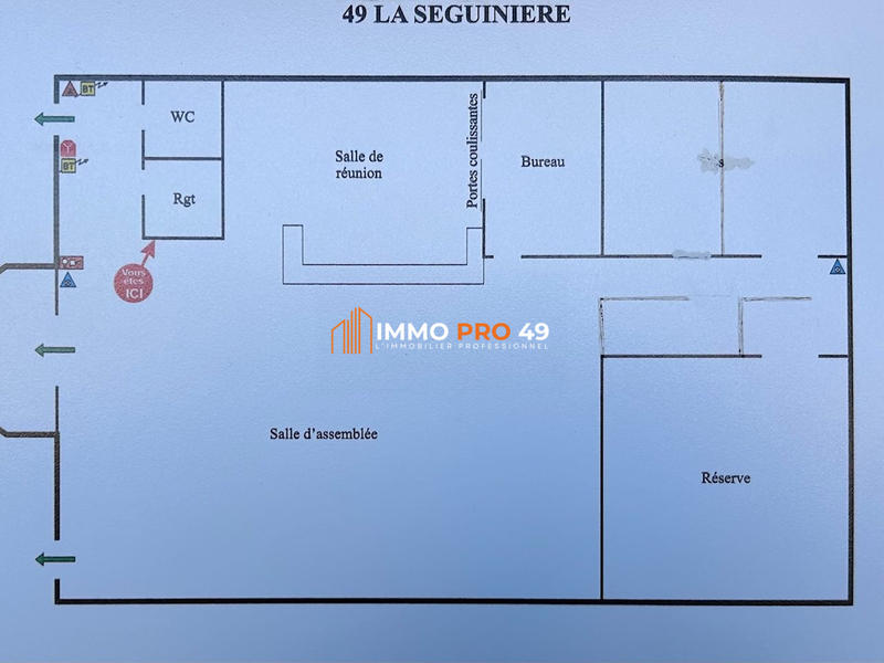 Local commercial - 318 m²
