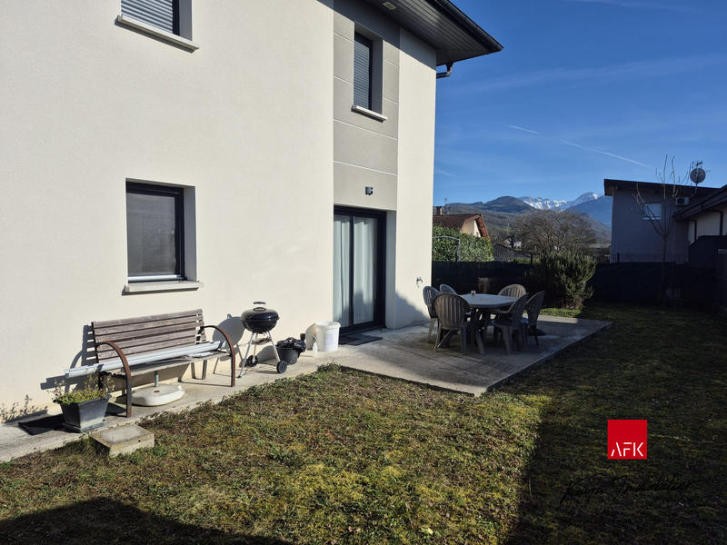 Maison - 100 m² - 5 pièces