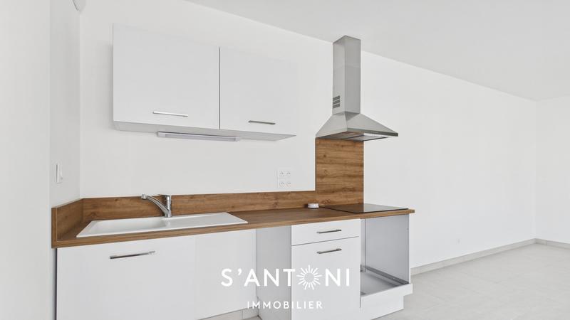 Appartement - 79 m² - 3 pièces