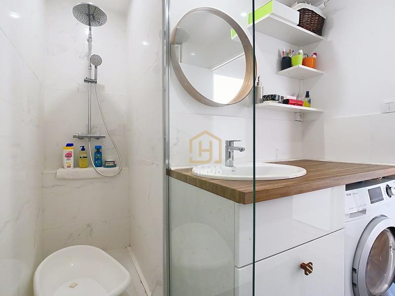 Appartement - 85 m² - 4 pièces