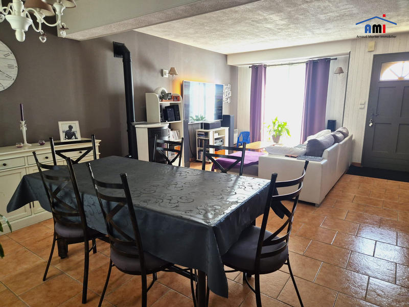 Maison - 105 m² - 5 pièces