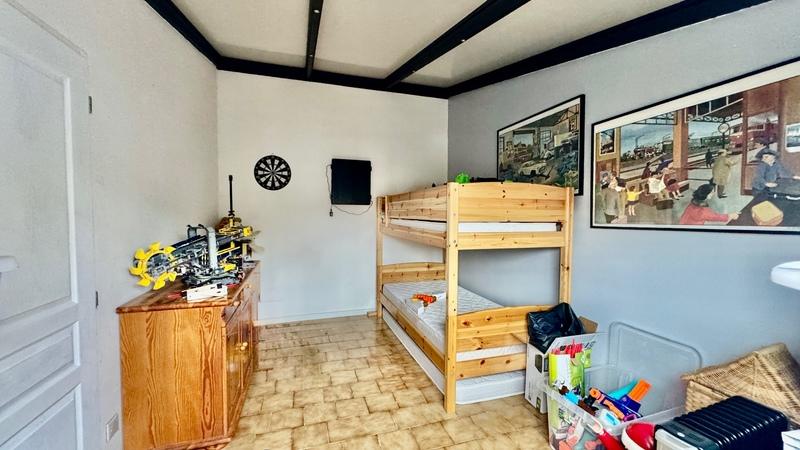 Maison - 137 m² - 6 pièces