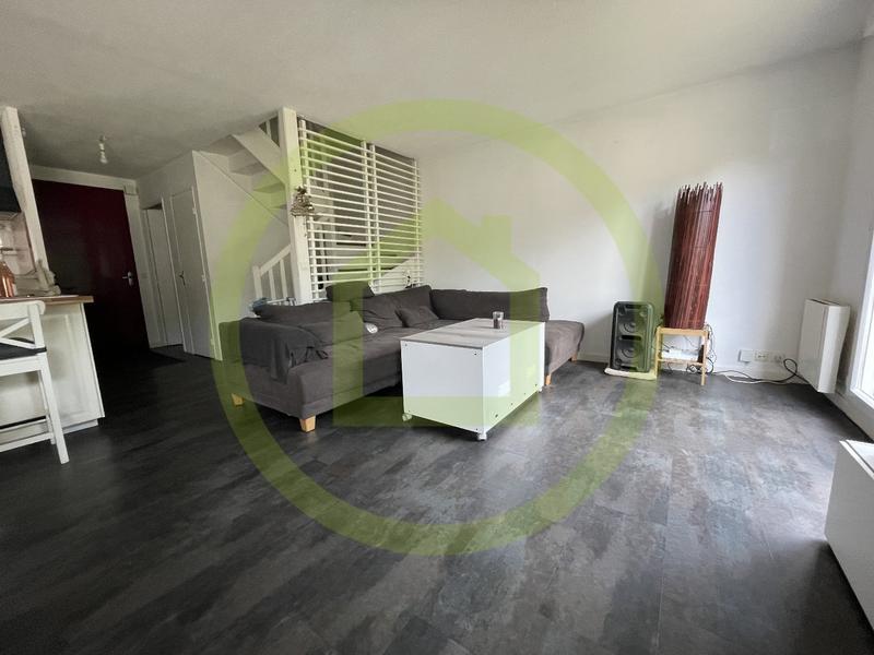 Maison - 94 m² - 6 pièces