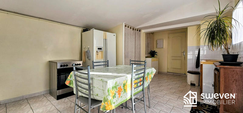 Maison traditionnelle - 125 m² - 5 pièces