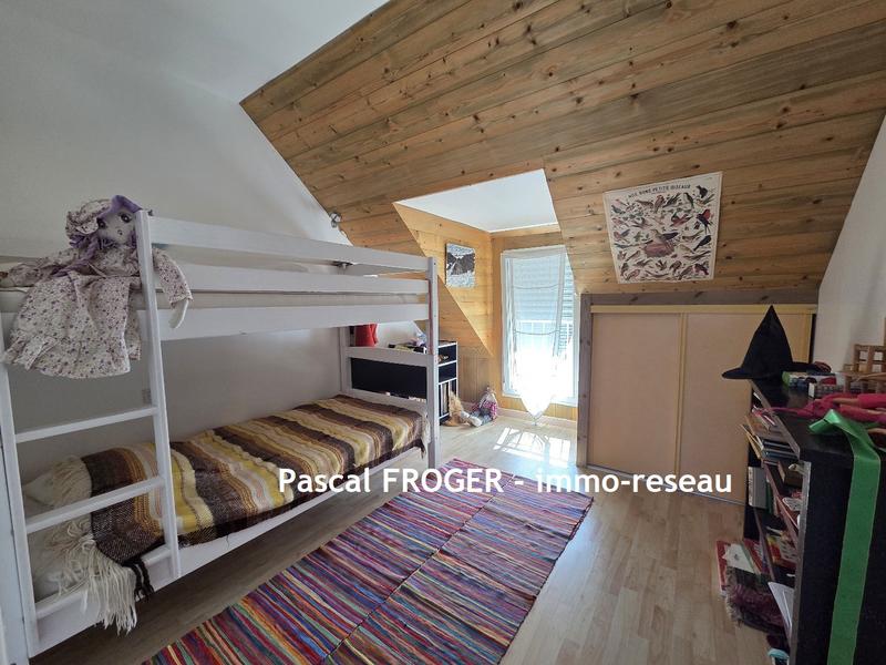 Maison - 136 m² - 6 pièces