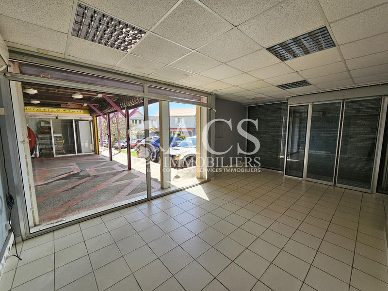 Local commercial - 98 m²