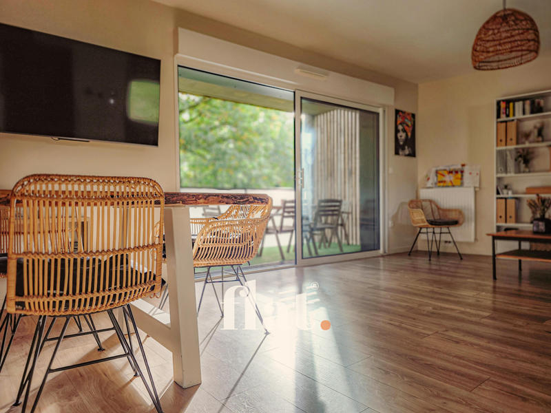 Appartement - 86 m² - 4 pièces