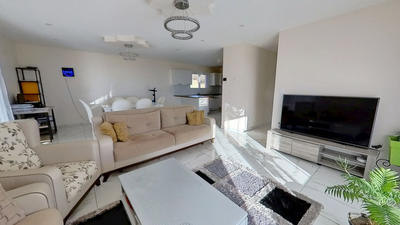 Maison - 163 m² - 6 pièces