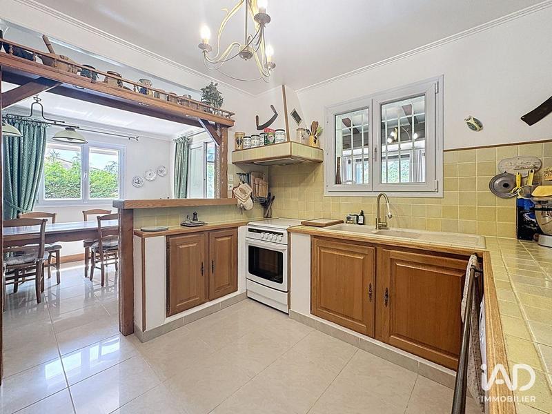 Maison - 127 m² - 7 pièces