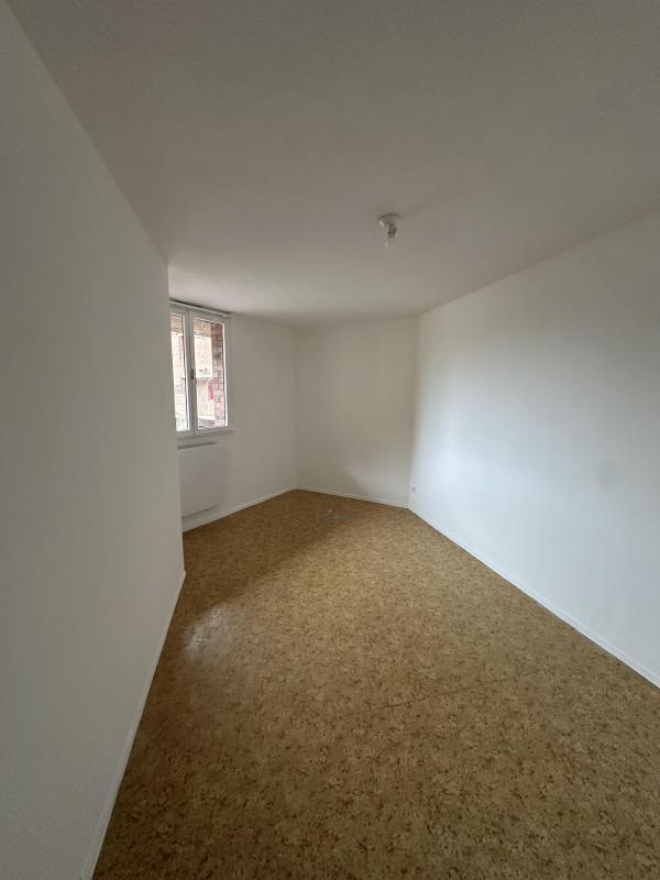 Appartement - 96 m² - 5 pièces
