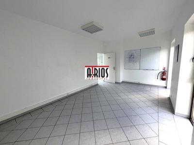 Bureau - 96 m²