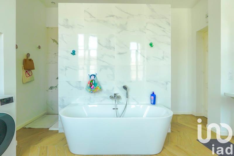 Maison de ville - 260 m² - 10 pièces