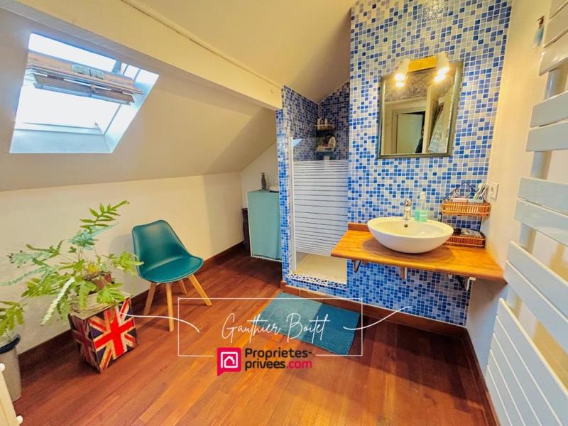 Maison - 170 m² - 8 pièces