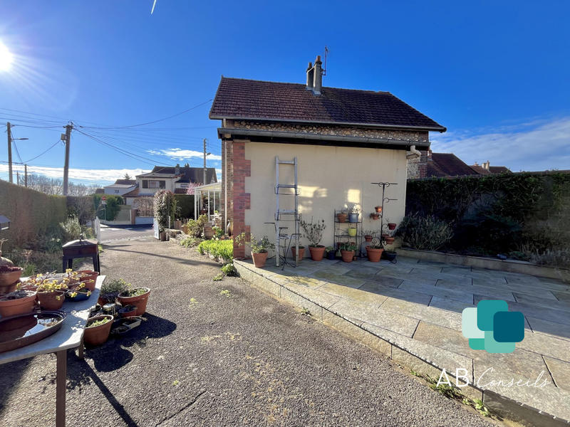 Maison - 81 m² - 4 pièces