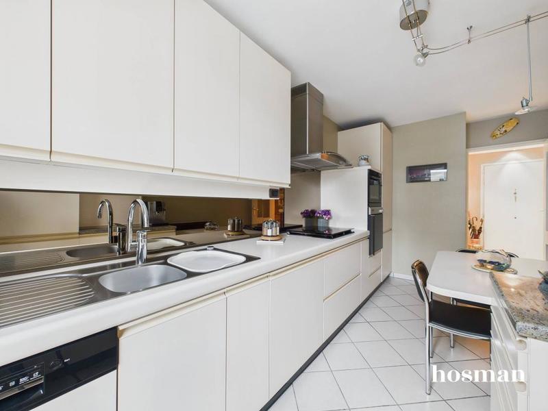 Appartement - 95 m² - 4 pièces