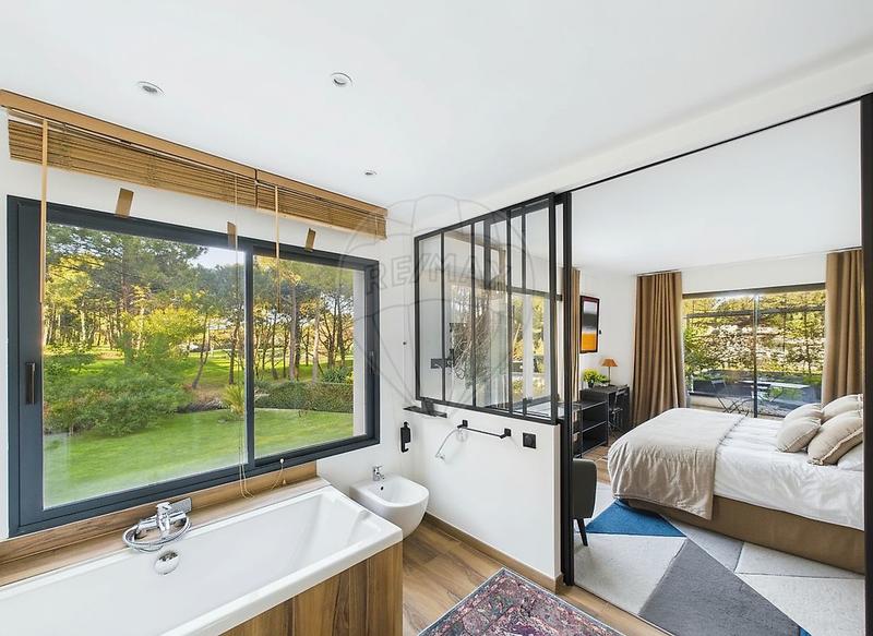 Maison - 185 m² - 7 pièces