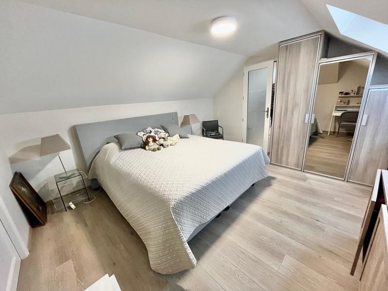 Pavillon - 130 m² - 6 pièces