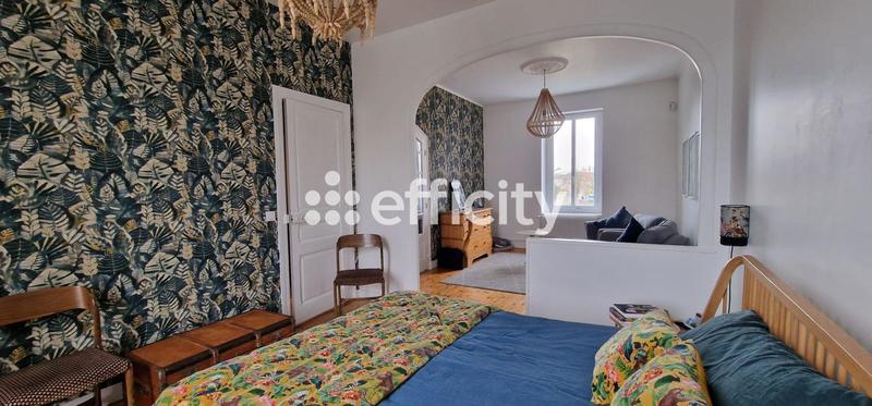 Maison - 165 m² - 7 pièces