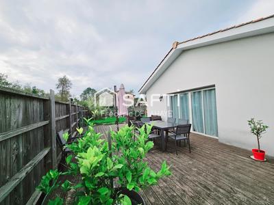 Maison - 106 m² - 4 pièces